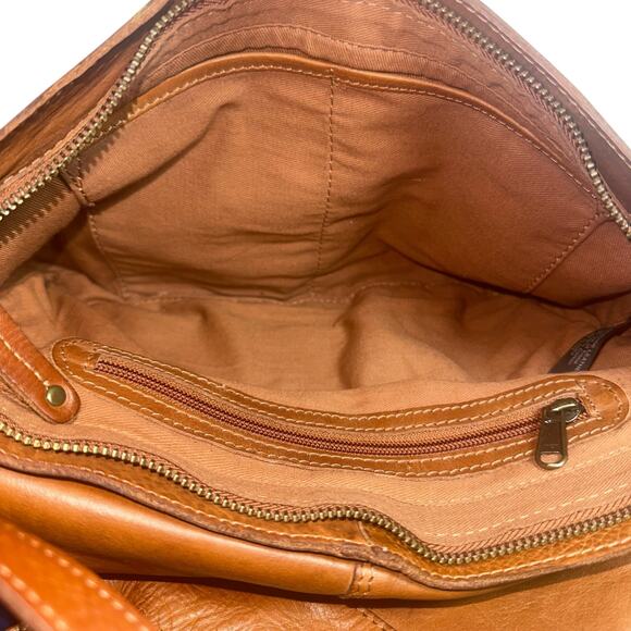 Brown Leather Crossbody Bag – Made in India – Boho Artisan with Beautiful Patina - Picture 4 of 9